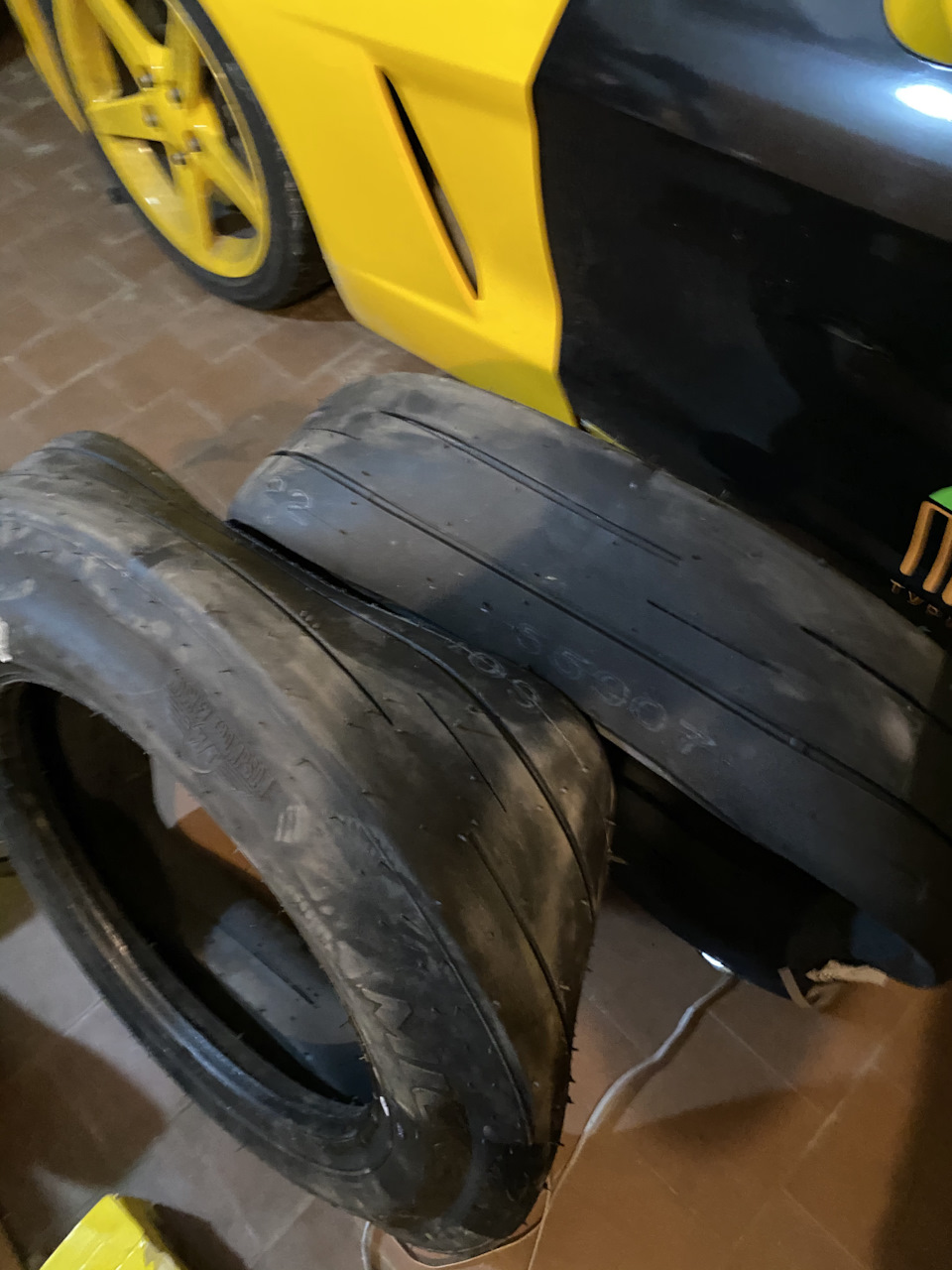 Mickey Thompson et street R або просто ведмедики bias ply😀 3