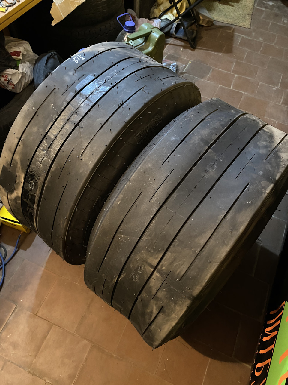 Mickey Thompson et street R або просто ведмедики bias ply😀 4