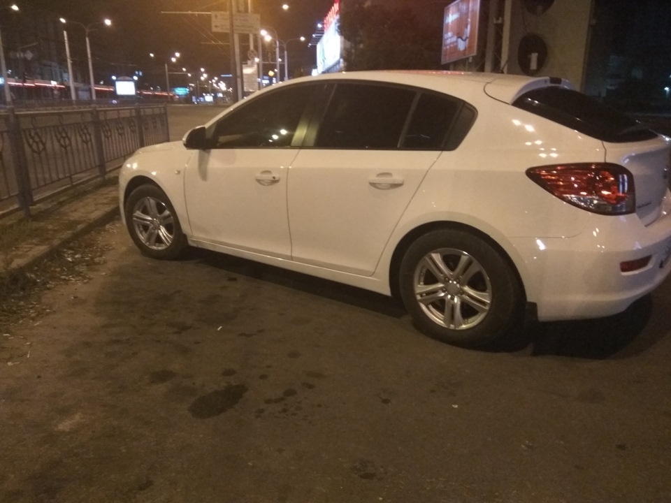 Затонував Cruze плівкою Lumar 5
