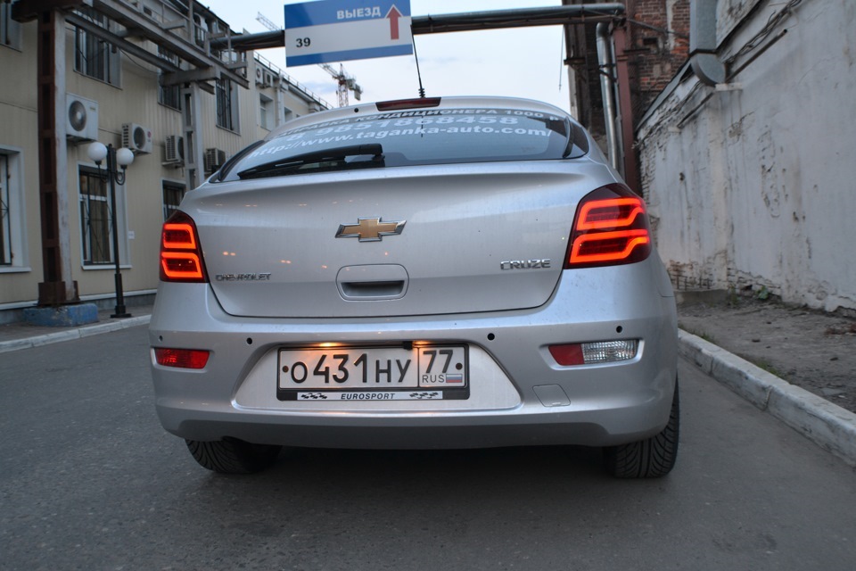 Підкапотний простір 3