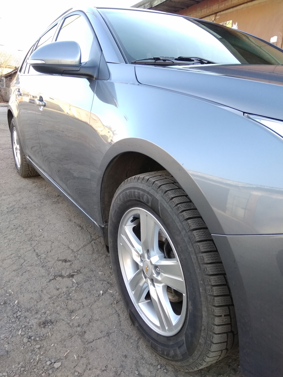 Нова зимова гума 205/65R16 1