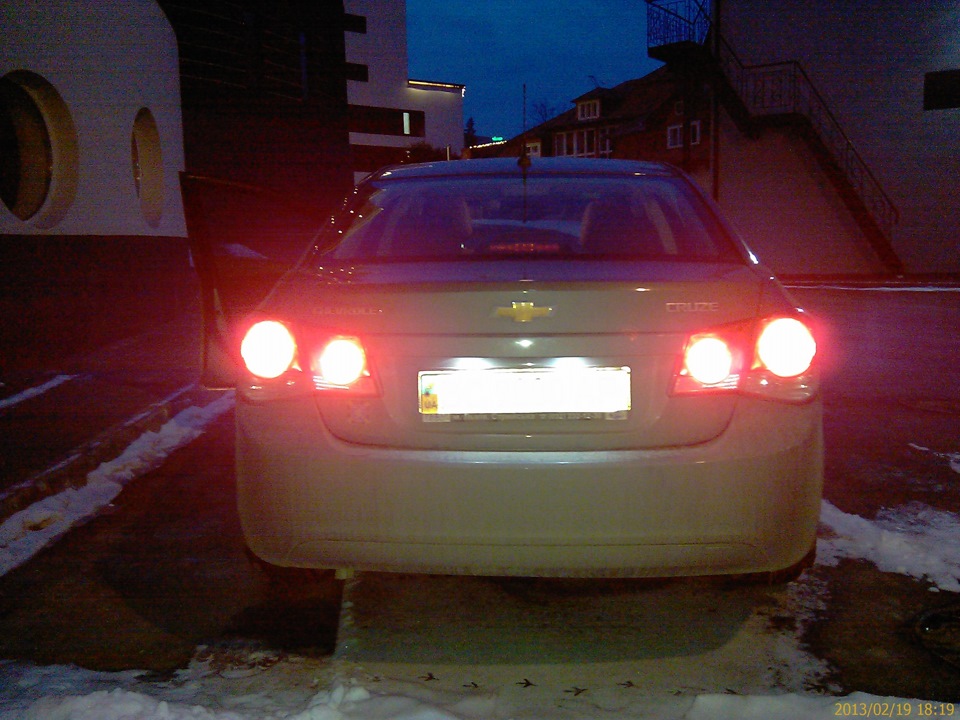 Ну і задні габарити а-ля Corvette-style 2
