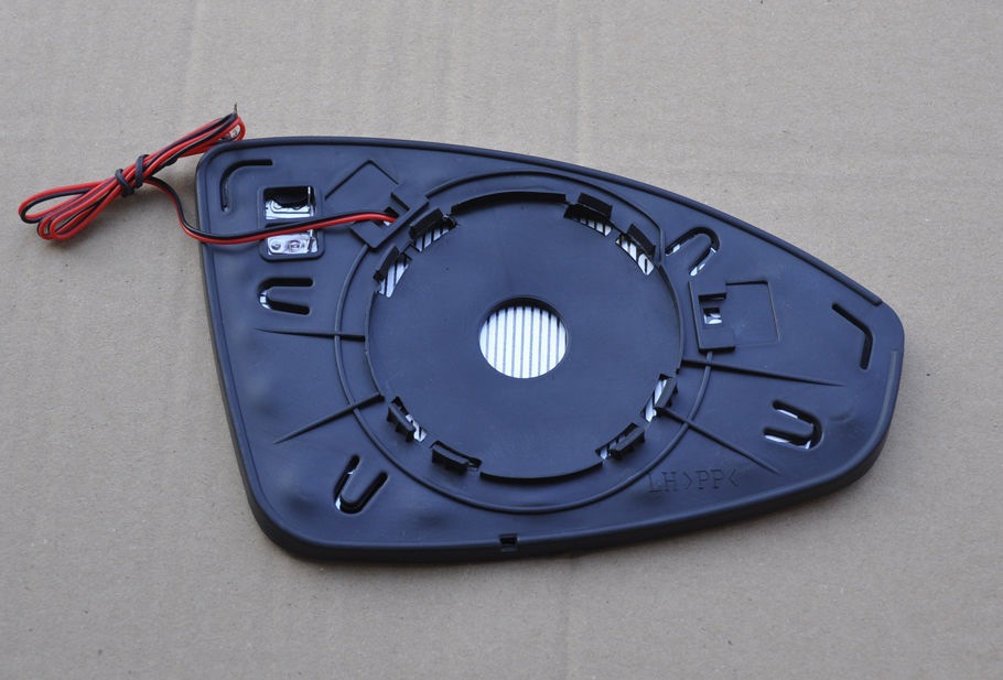 Може хтось ставив собі таке дзеркало Led) 3