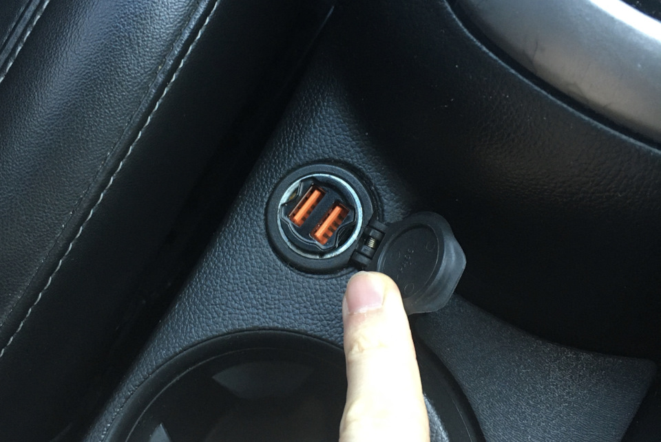 USB розетка замість прикурювача 3