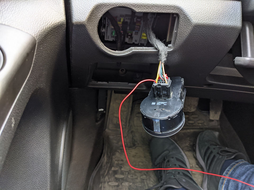 Встановлення плафона від Astra J 4