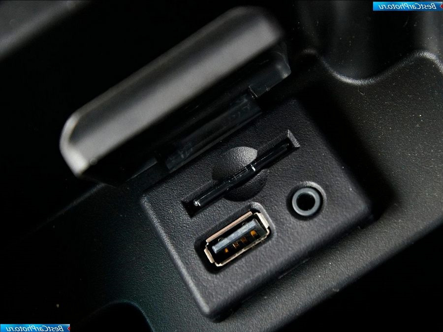 допоможіть з USB SD AUX 1