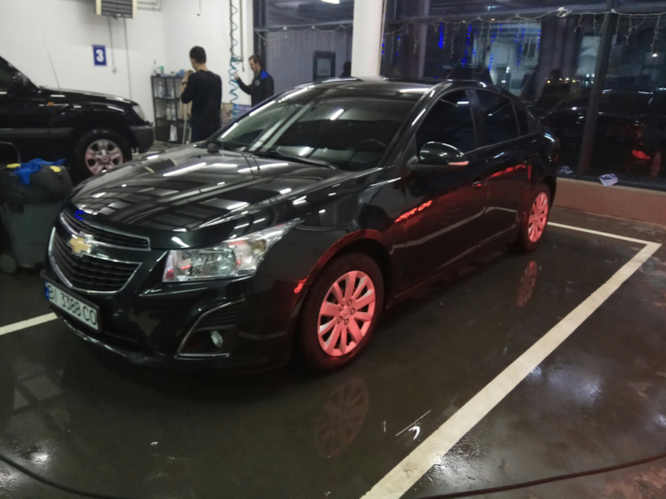 Нарешті помив авто і відполірував на зиму 1