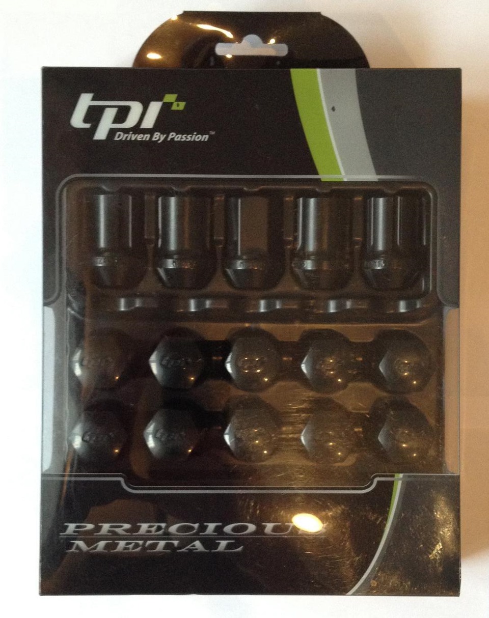 Сталеві гайки TPI-SN04 Striker Nuts із секреткою 2