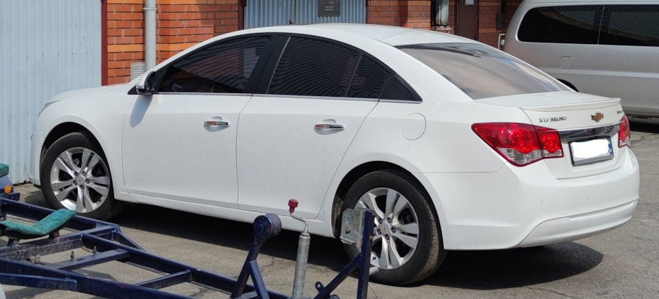 Встановлення автосигналізації 1