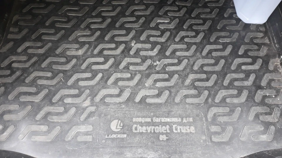 Оригінальний килимок багажника CLCRUBL