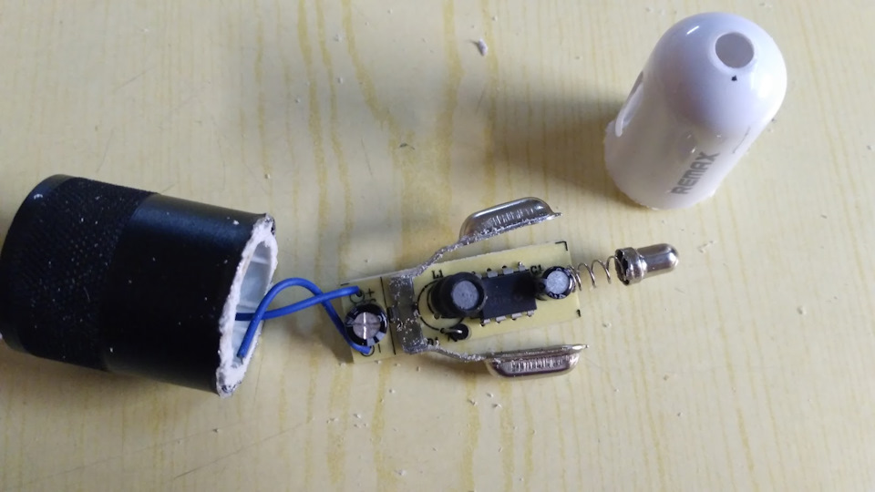 USB розетка в заглушку тунелю (саморобка) 3