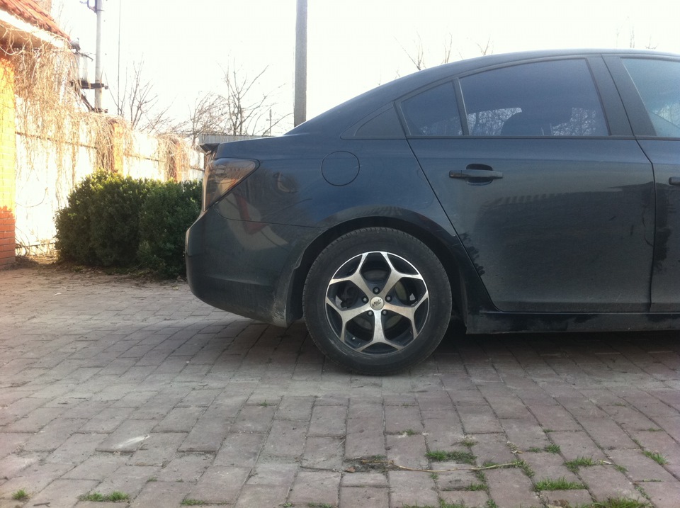 16 Литі диски (поки що)+215/55 R16 MICHELIN Primacy 1