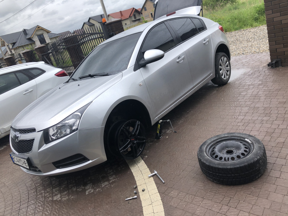 Нові диски на Cruze 5х115 17 4
