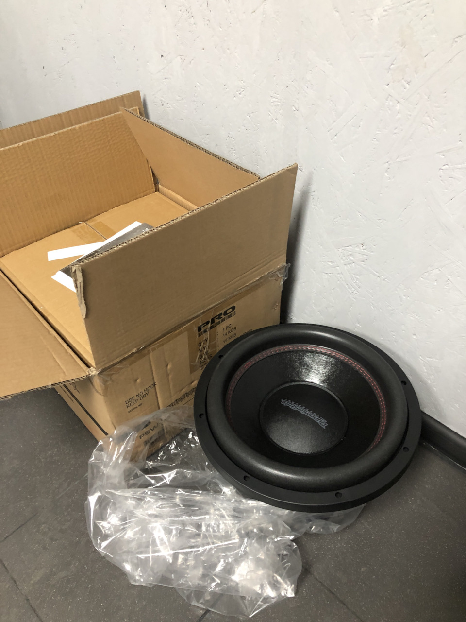 Установка саба DST PSW-322 Pro в Cruze 5