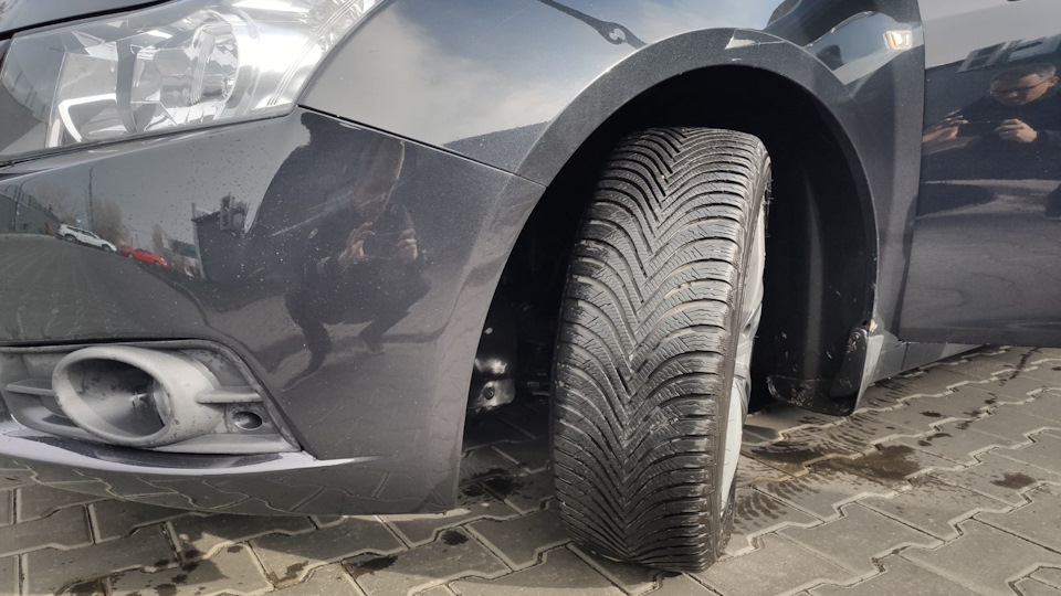 Michelin Alpin 5 215/50 R17 1