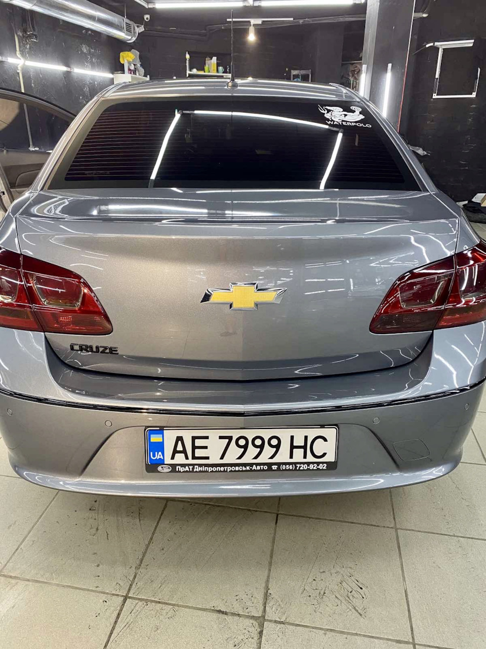 Шильд CRUZE в чорний глянець 1