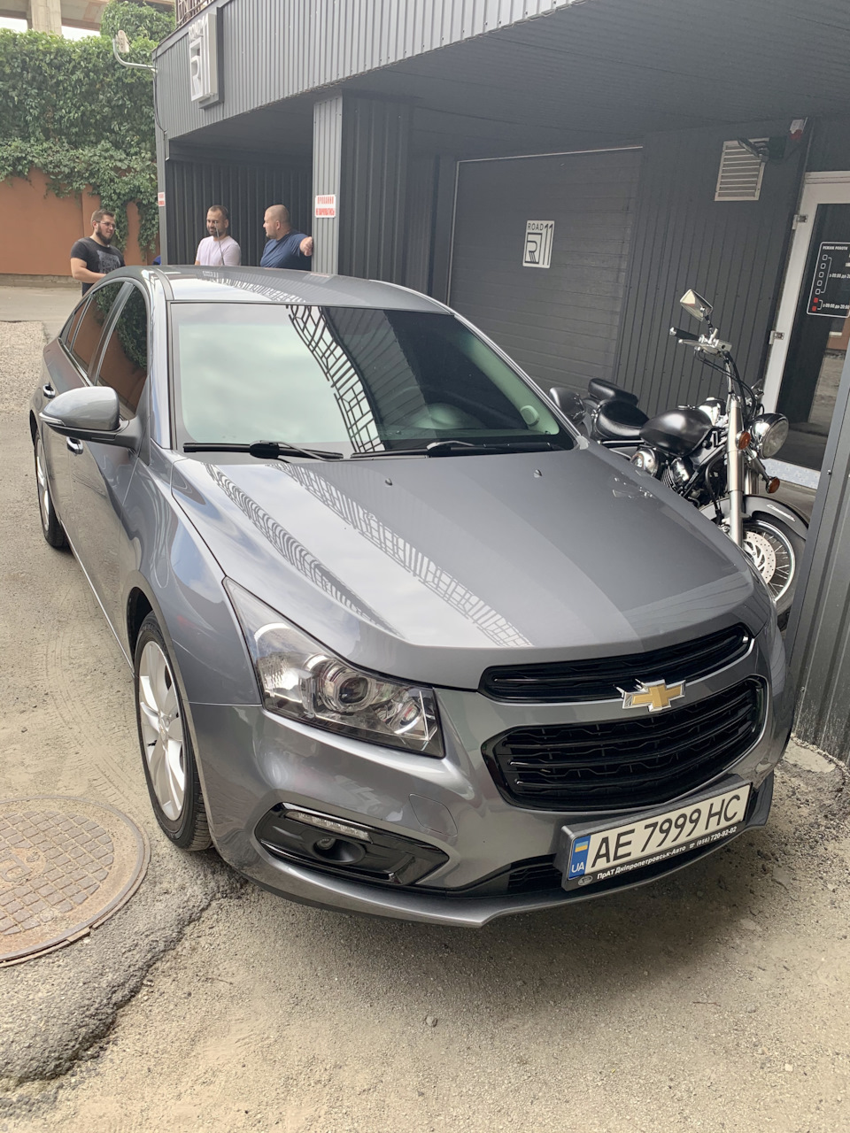 Шильд CRUZE в чорний глянець 3