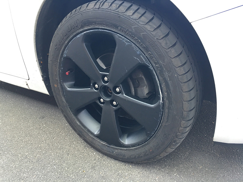 R17 Black 2