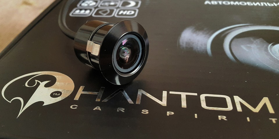 Камера заднього виду Phantom CAM-103UN 1