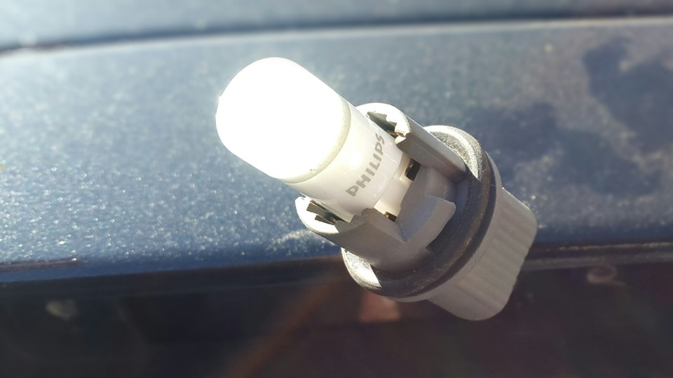 LED в салон і на підсвічування номера 4