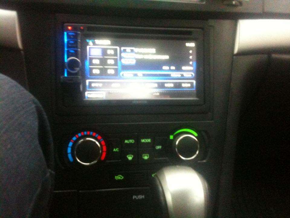 Kenwood DDX4028BT один з найгідніших 2х дінак. 3