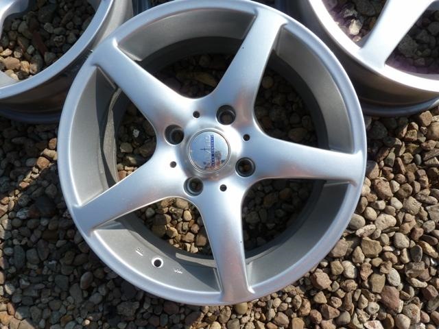 Devino R16 4