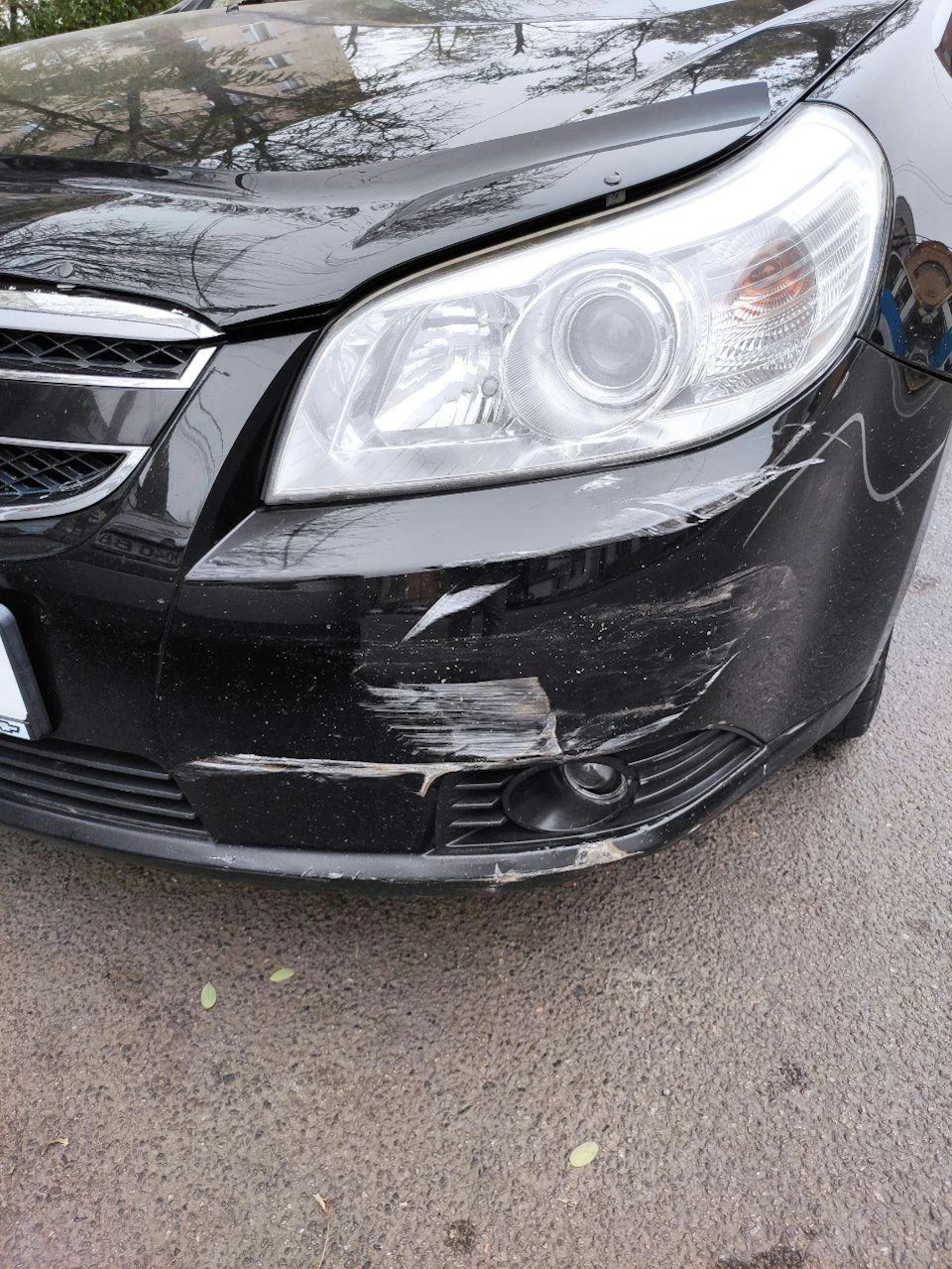 Стукнув бампером інший автомобіль