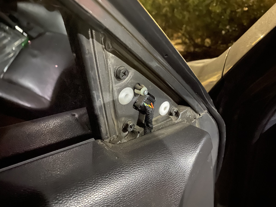 Заміна замку водійських дверей Chevrolet Epica 3