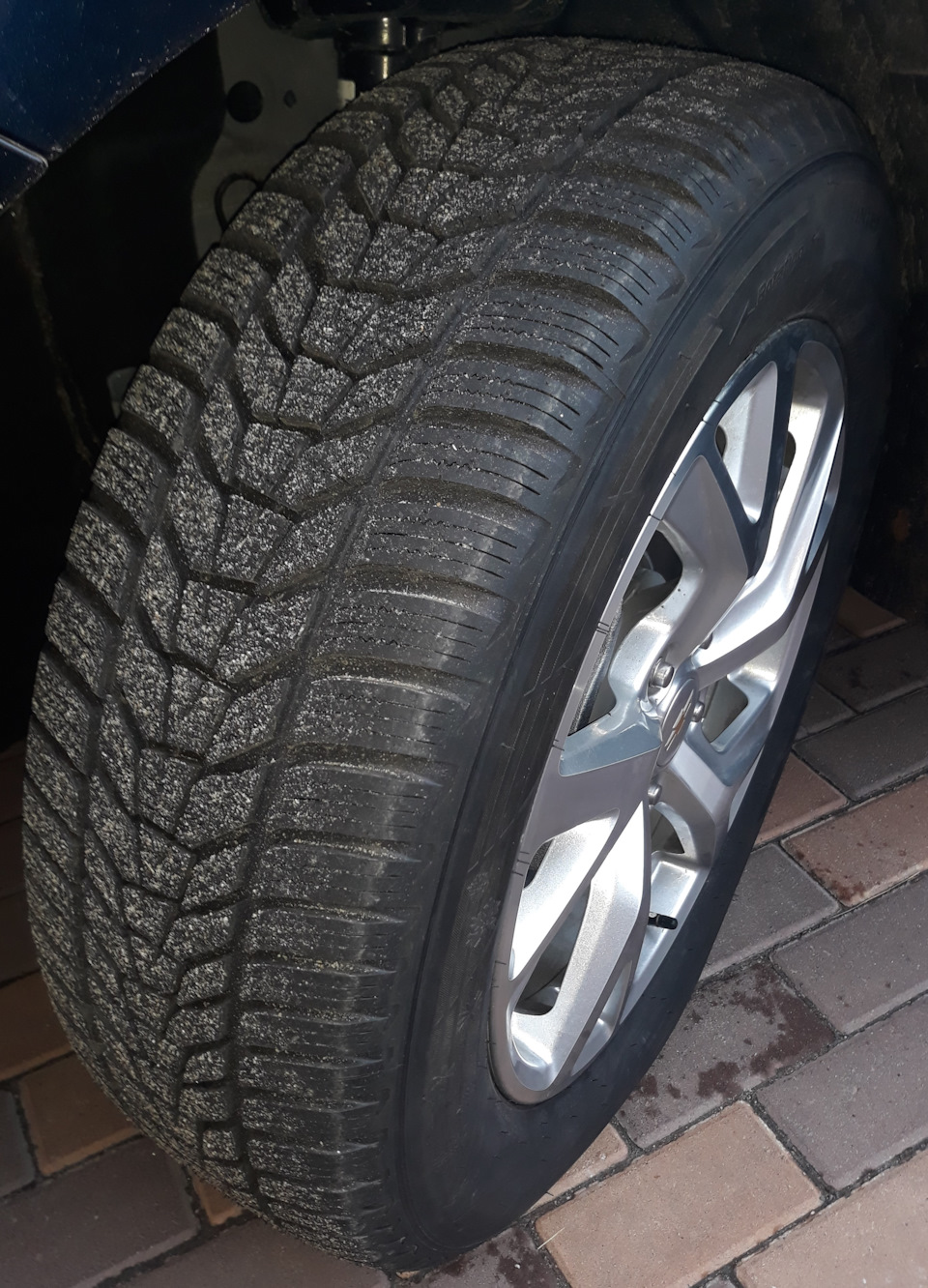 Hankook WINTER I*CEPT EVO3 X W330A на Chevrolet Equinox LT 2020, 2.0, FWD 2