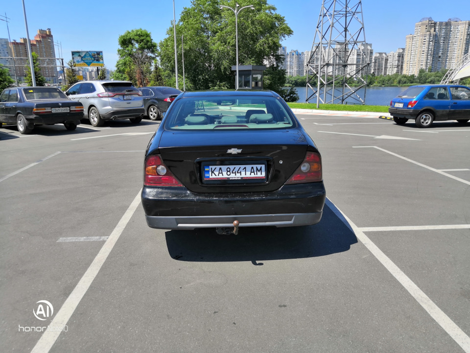Виявляється вона блищить)) 5
