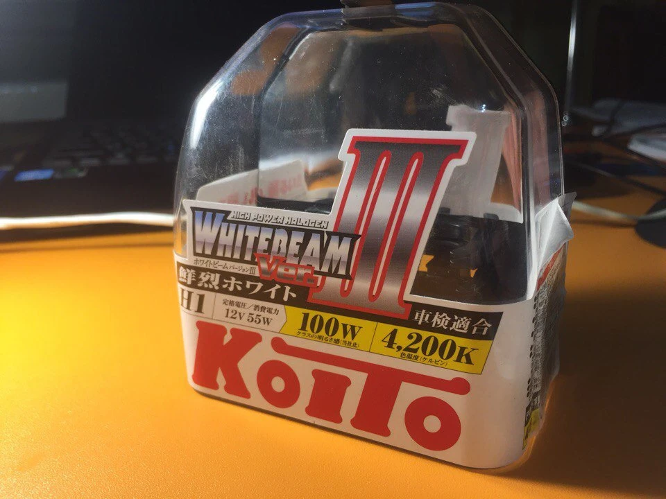 Встановив нові лампи ближній/далекий Koito Whitebeam III 4.200k