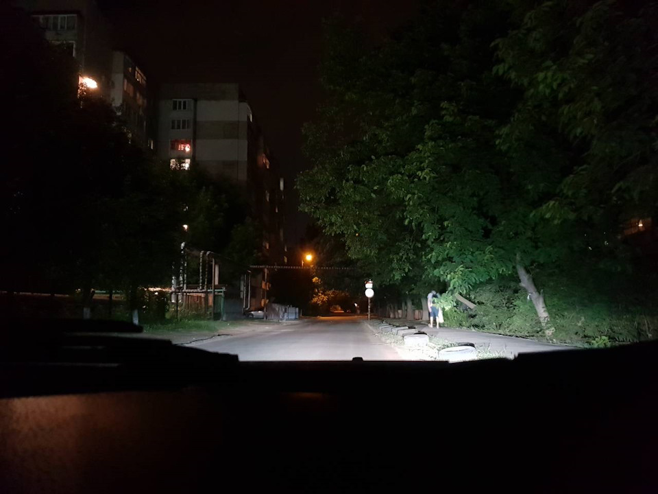 Заміна ламп далекого світла… 5