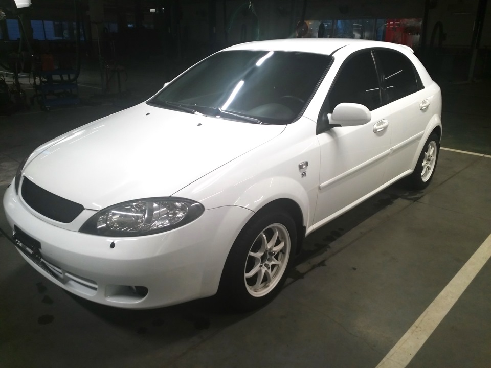 Продам своє авто Chevrolet Lacetti 1,8 М/т 113 000 км. 2004 р. в. 1