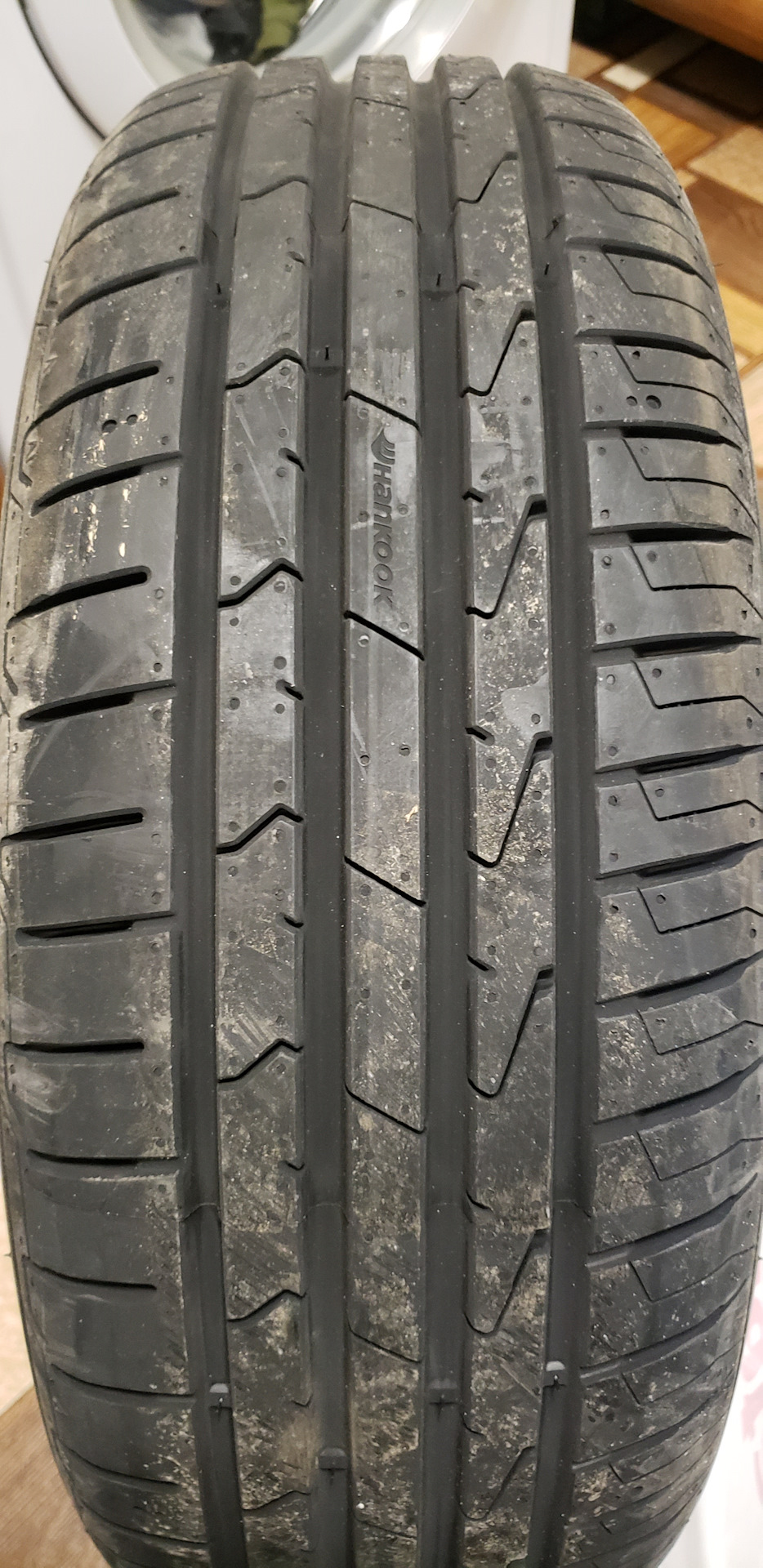 Нові тапочки (Hankook Ventus Prime3 K125) 3