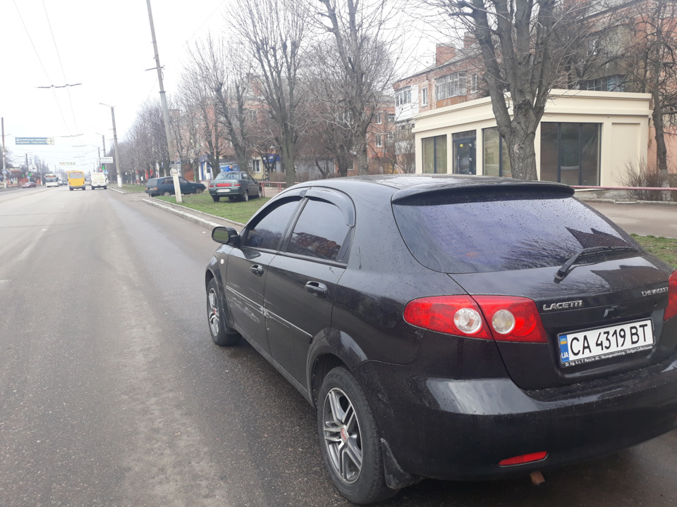Покупка свічок BKUR6ETB 1