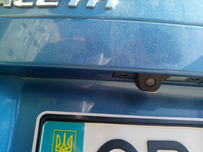 камера заднього виду 1