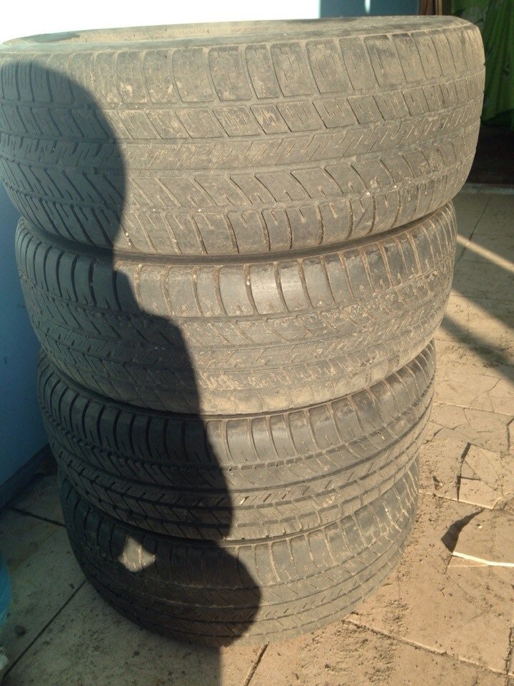 Продам літню гуму Michelin energy saver r14 185/65 1
