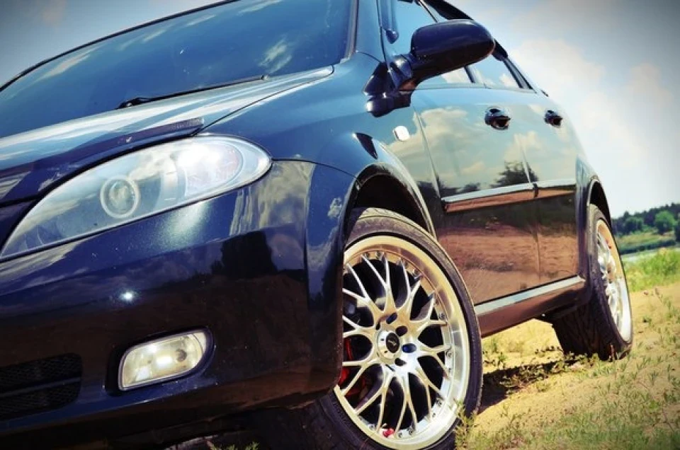 205/45R17