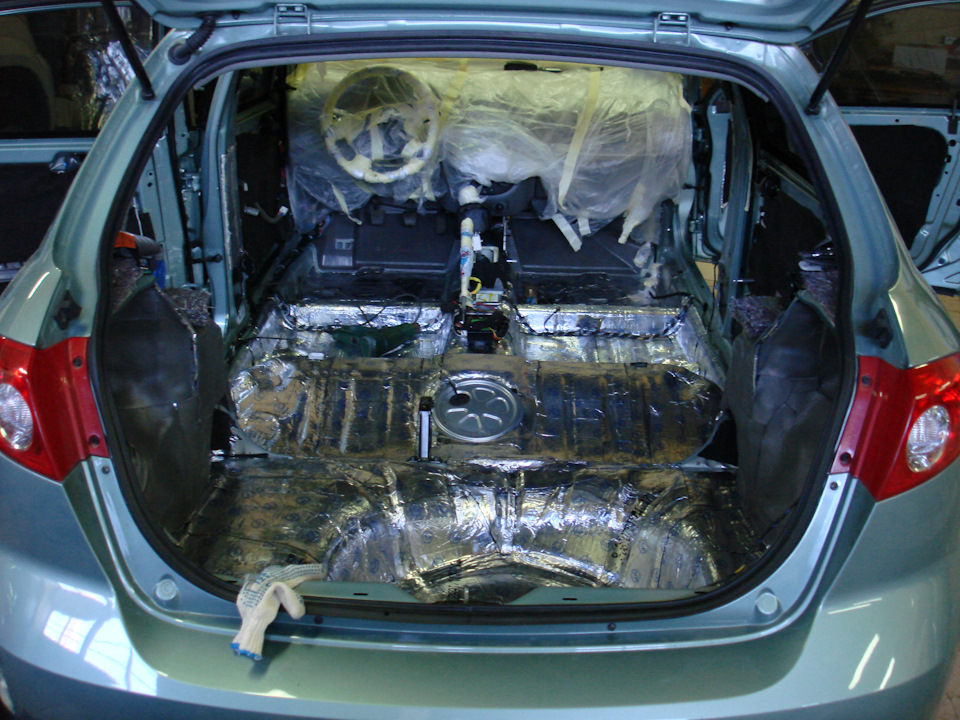 Повна шумоізоляція авто 4