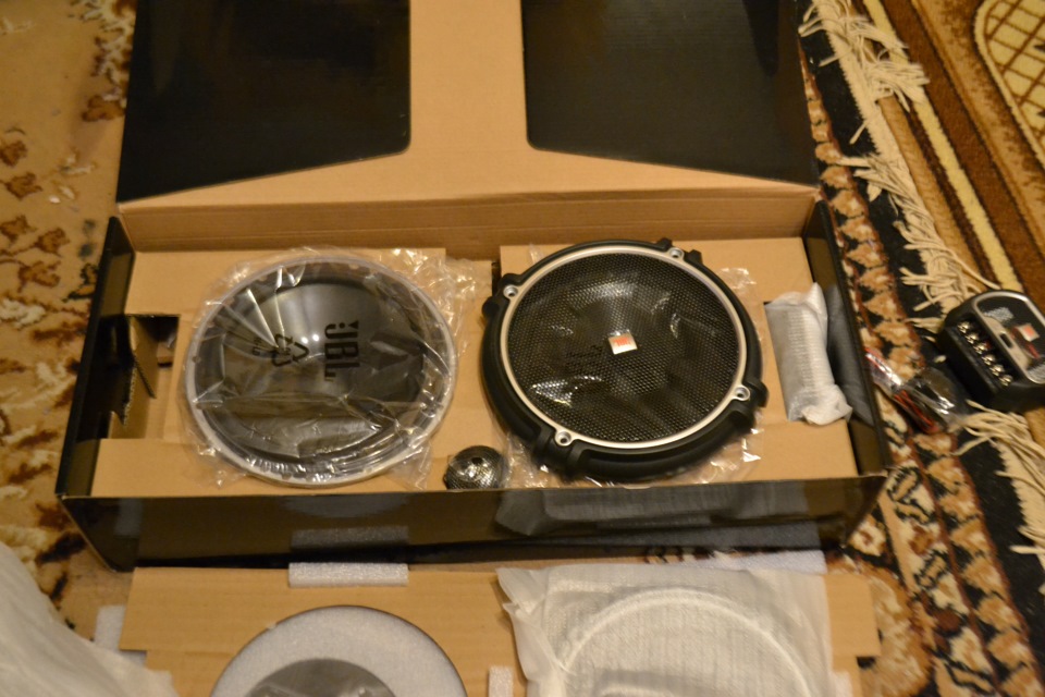 Фронт JBL GTO 6508C підсилювач Infinity REF475 A 2