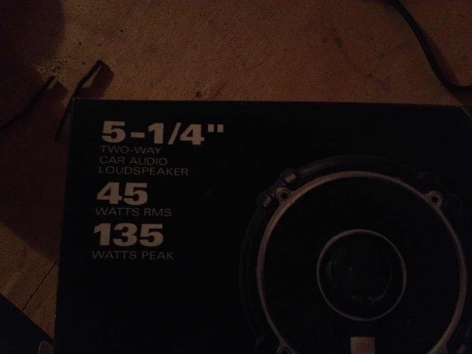 Тил JBL GTO 528 1