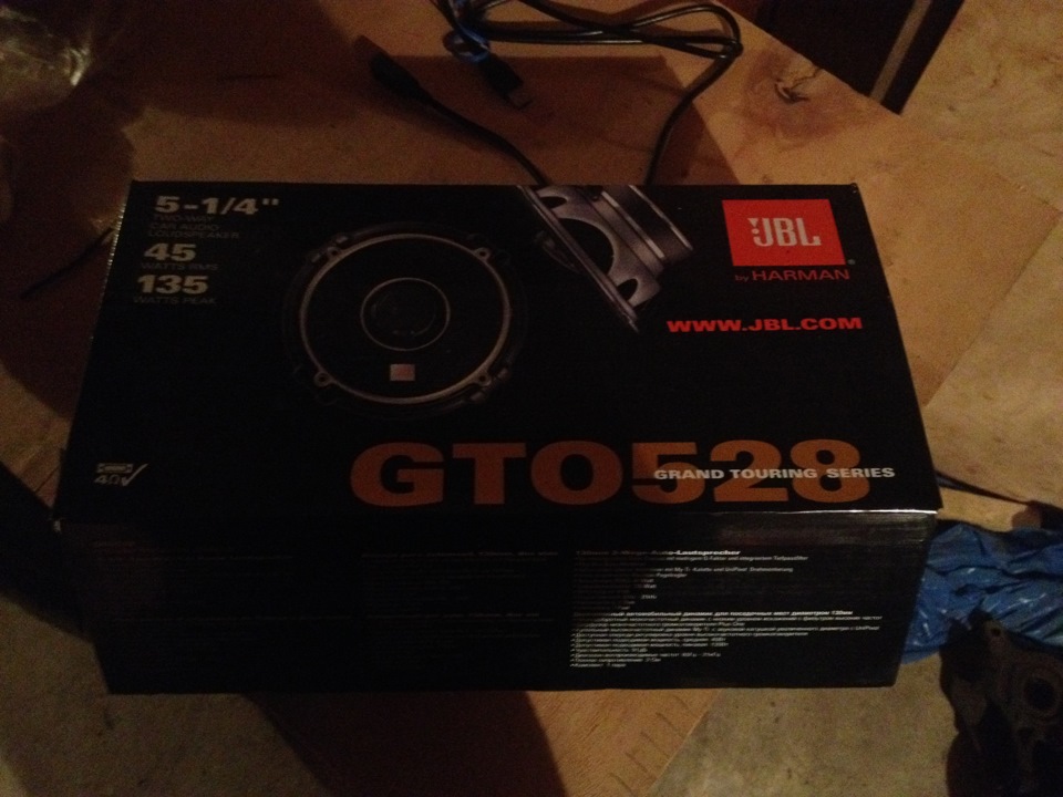 Тил JBL GTO 528 2