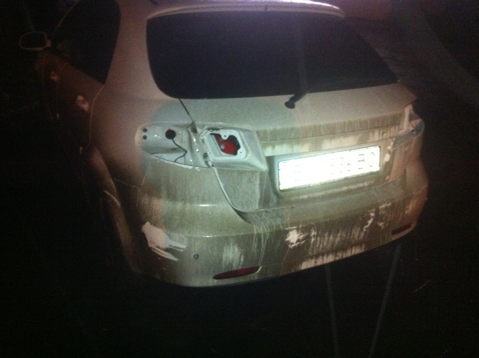 Задні ліхтарі в Plasti Dip 2