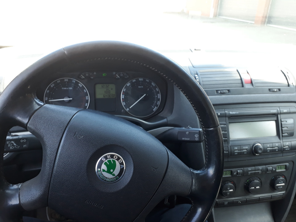 Новий автомобіль 2