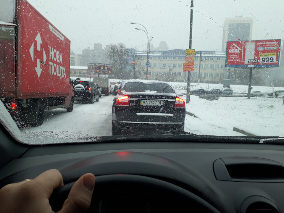 До Києва прийшла зима + Відгук про гуму Taurus Winter 601 185/65 R14 3
