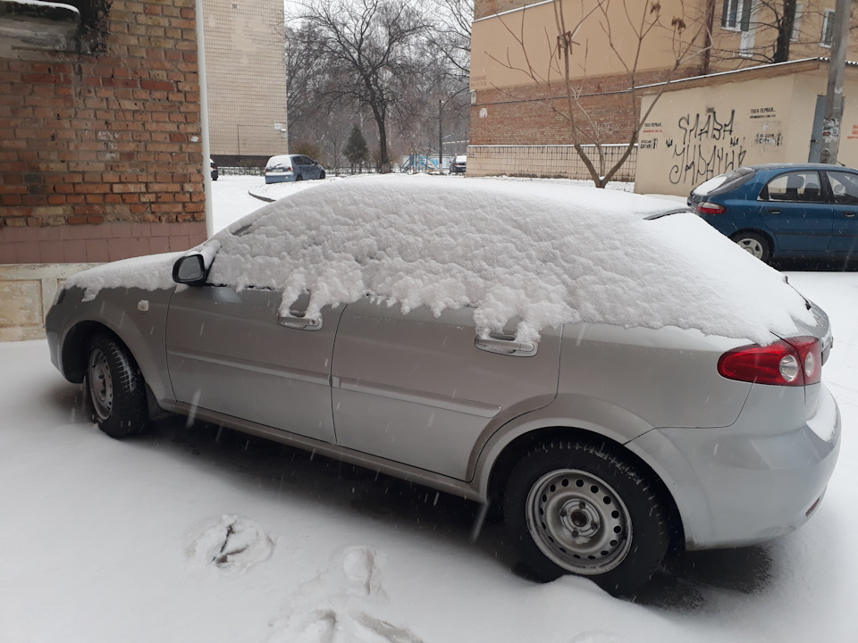 До Києва прийшла зима + Відгук про гуму Taurus Winter 601 185/65 R14 4