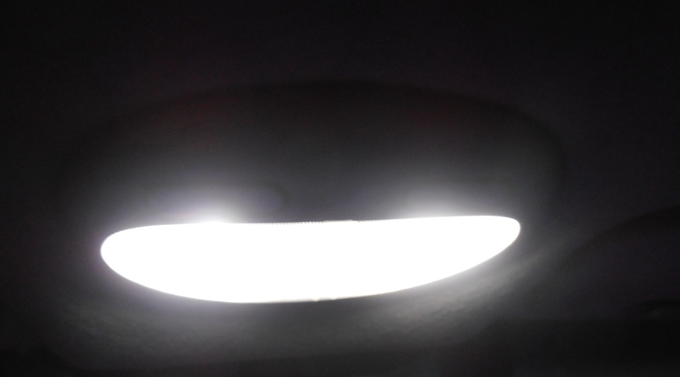 LED у штурманський плафон. 4