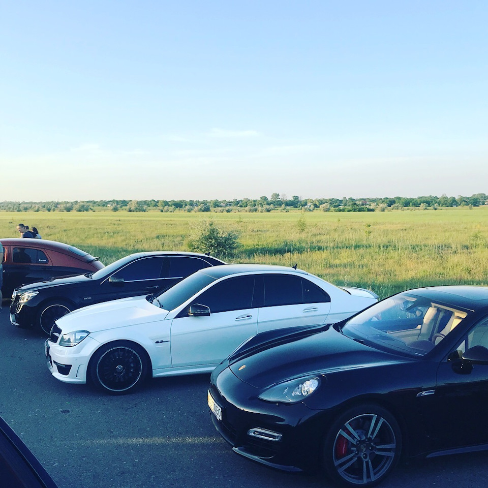 Поїздка на нічні гонки NLS 3