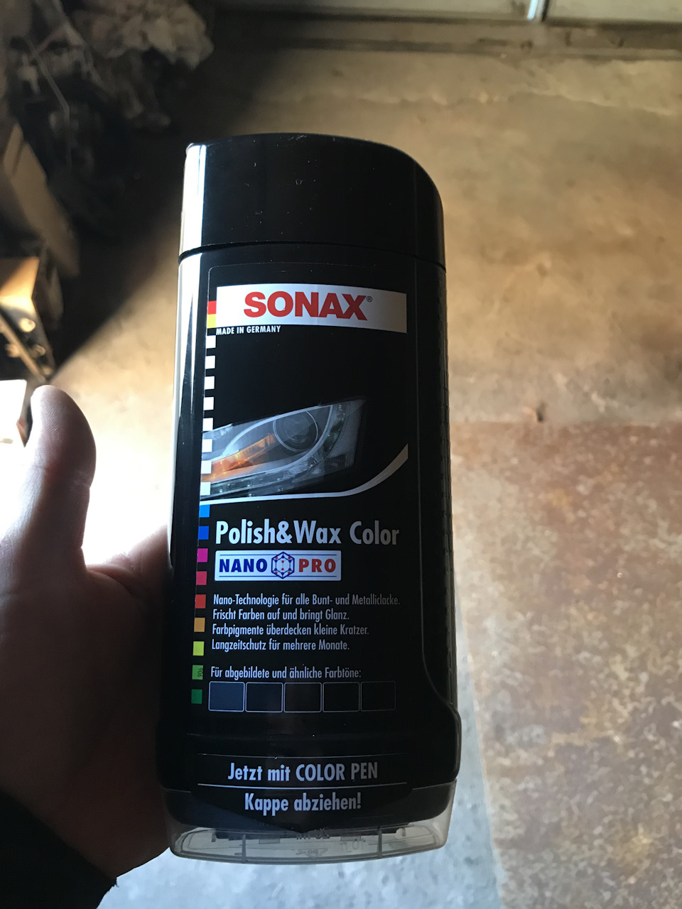 Помив і наніс пасту Sonax 1