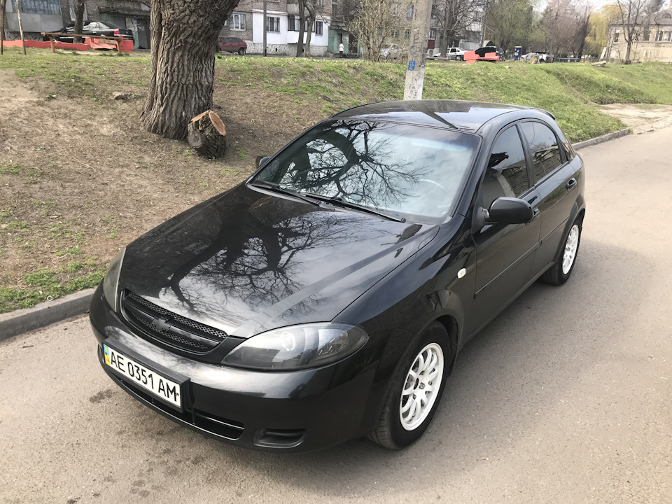 Помив і наніс пасту Sonax 3